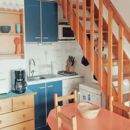 2 For 4 People Apartmán *